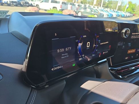 New 2026 Chevrolet Silverado EV Trail Boss image 4