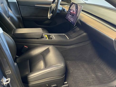 Used 2023 Tesla Model 3 Standard Range image 6