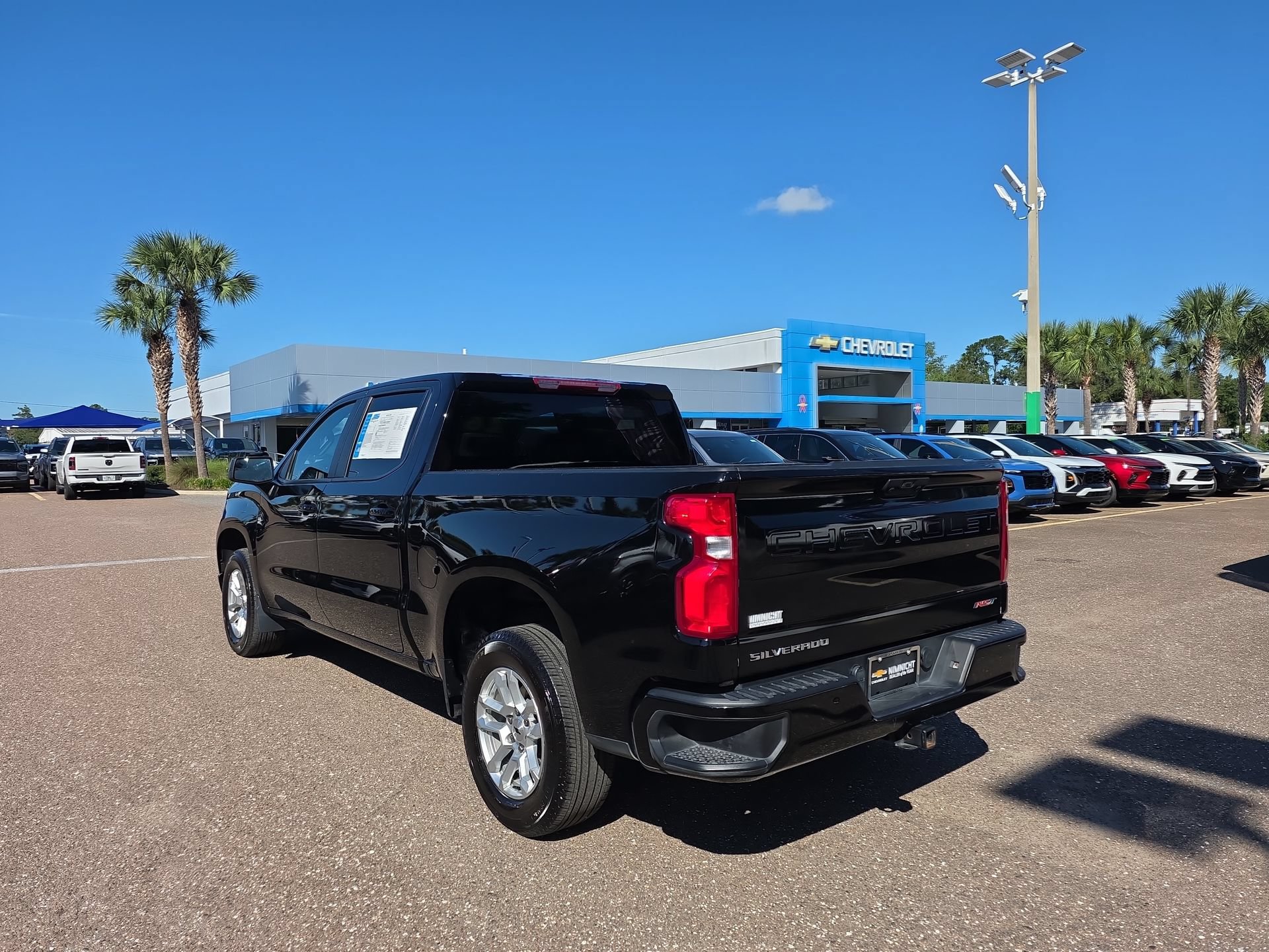 Used 2026 Chevrolet Silverado 1500 RST RWD image 14