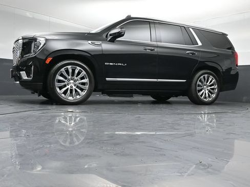 Used 2024 GMC Yukon Denali w/ Advanced Technology Package AWD/4WD image 41