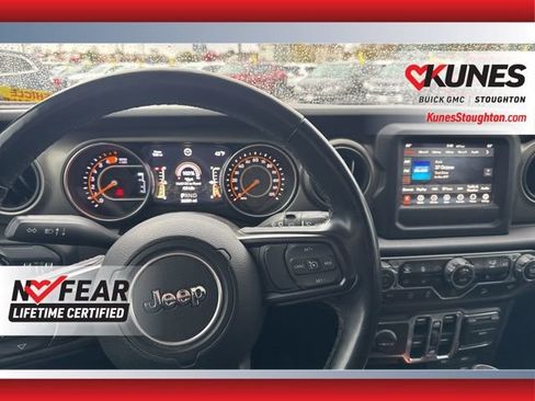Used 2020 Jeep Wrangler Unlimited Sport image 16