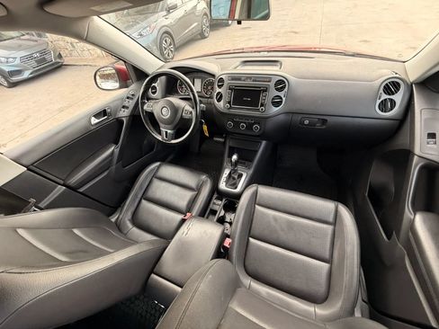 Used 2012 Volkswagen Tiguan S FWD image 25