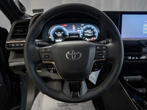 New 2026 Toyota Crown Signia image 32