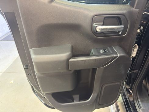 Used 2019 Chevrolet Silverado 1500 LT w/ All-Star Edition image 26