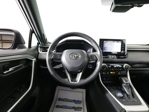 Used 2021 Toyota RAV4 XSE AWD/4WD image 29