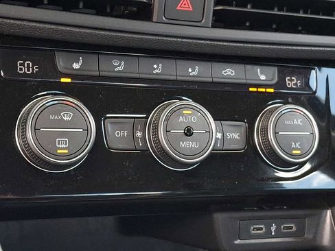 Used 2022 Volkswagen Jetta SE FWD image 14