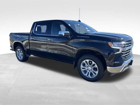 Used 2025 Chevrolet Silverado 1500 LTZ w/ Technology Package AWD/4WD image 8