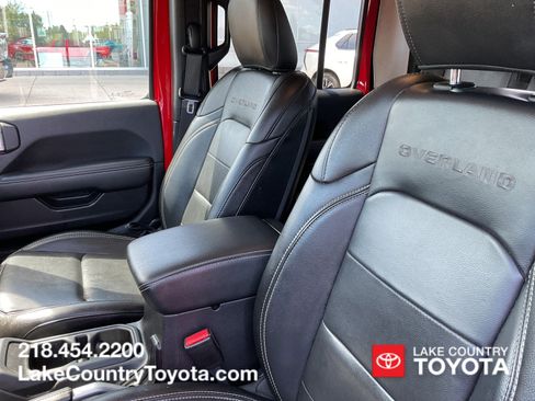 Used 2021 Jeep Gladiator Overland w/ Uconnect 4C Nav & Sound Group AWD/4WD image 20