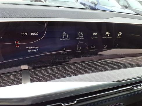 New 2026 Cadillac Escalade IQL Luxury image 30