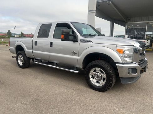Used 2016 Ford F350 XLT w/ XLT Value Package AWD/4WD image 2