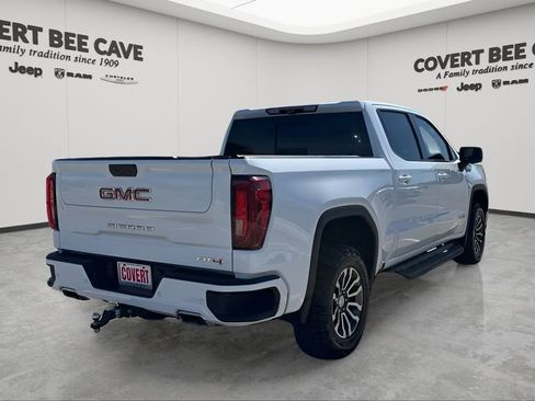 Used 2022 GMC Sierra 1500 AT4 w/ AT4 Premium Package image 9