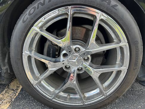 Used 2016 Mercedes-Benz E 350 Sedan w/ Premium Package image 14