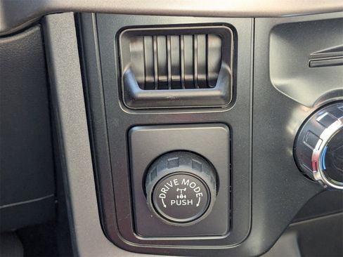 New 2025 Ford F150 XLT w/ Equipment Group 301A Standard image 38