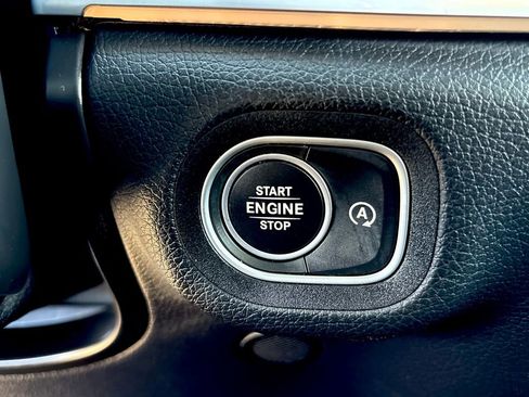 Used 2024 Mercedes-Benz GLS 450 GLS 450 image 28