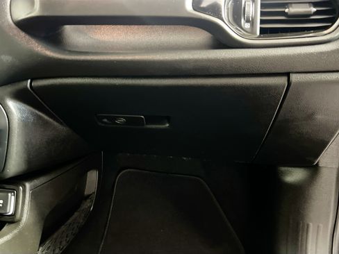 Used 2020 Jeep Renegade Altitude image 34