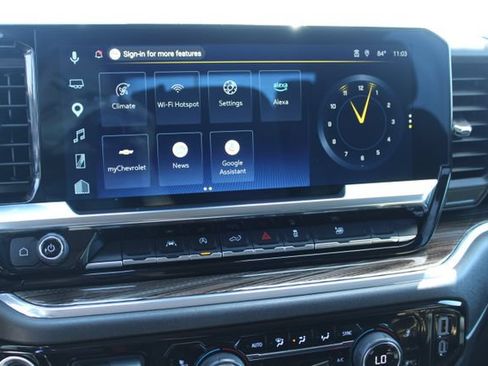 Used 2025 Chevrolet Silverado 1500 LT RWD image 31