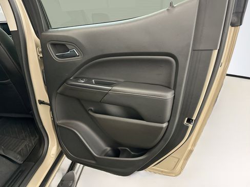 Used 2022 GMC Canyon AT4 AWD/4WD image 31