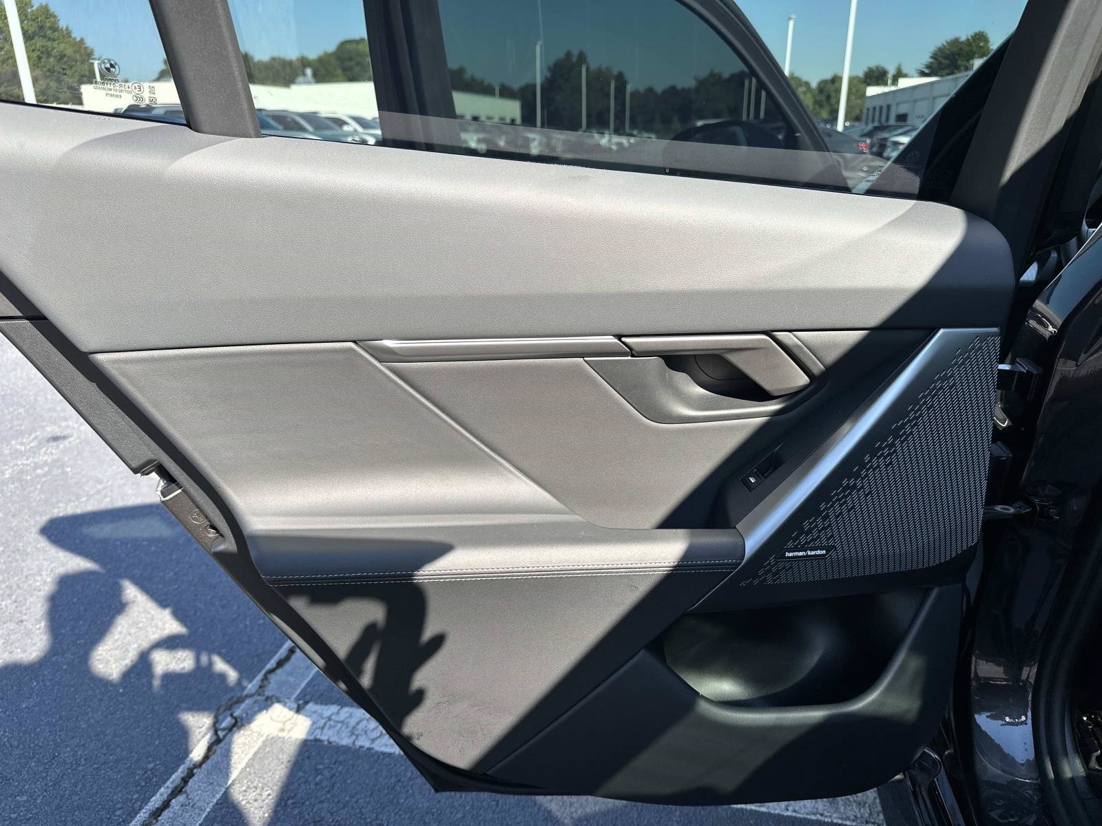 Used 2024 BMW i5 eDrive40i w/ M Sport Package RWD image 14