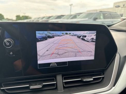Used 2026 Chevrolet Trax LS FWD image 23