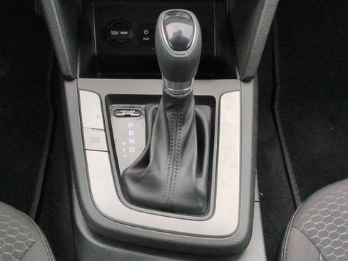 Used 2019 Hyundai Elantra SEL w/ Cargo Package FWD image 18