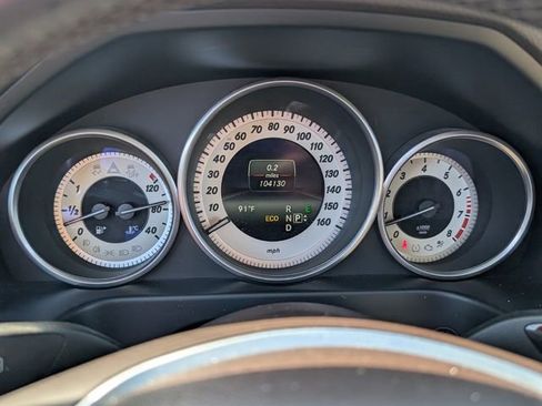 Used 2014 Mercedes-Benz E 350 Sedan image 19