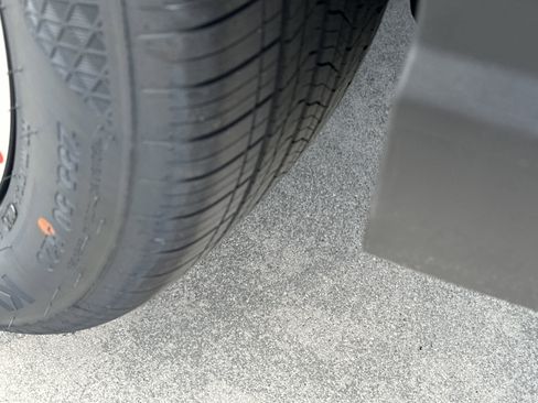 New 2027 Kia Telluride S image 11