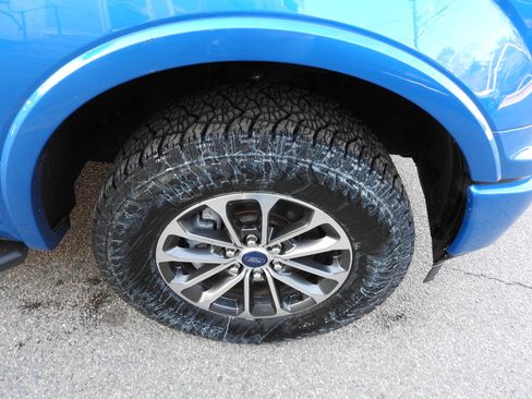 Used 2019 Ford F150 XLT w/ Equipment Group 302A Luxury image 18