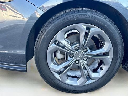 Certified 2023 Honda Accord EX image 29