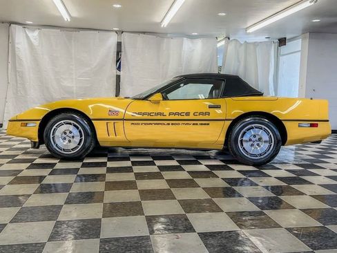 Used 1986 Chevrolet Corvette Convertible image 14