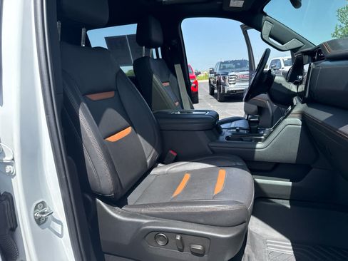 Certified 2022 GMC Sierra 1500 AT4 w/ AT4 Premium Package AWD/4WD image 30