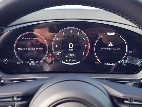 New 2026 Porsche Cayenne E-Hybrid AWD/4WD image 16