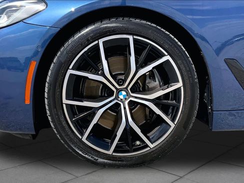 Used 2023 BMW 540i w/ M Sport Package RWD image 11