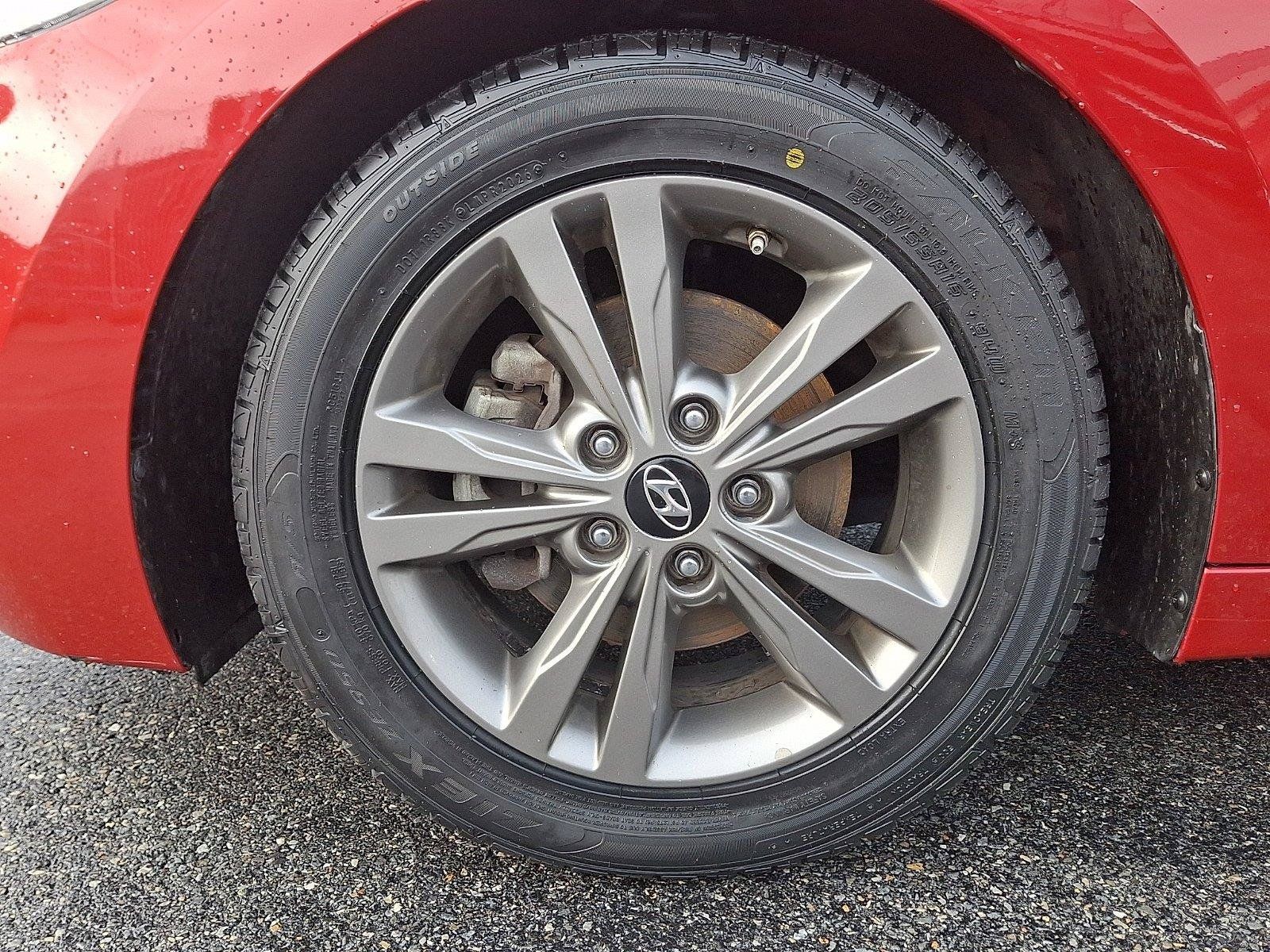 Used 2017 Hyundai Elantra SE FWD image 7