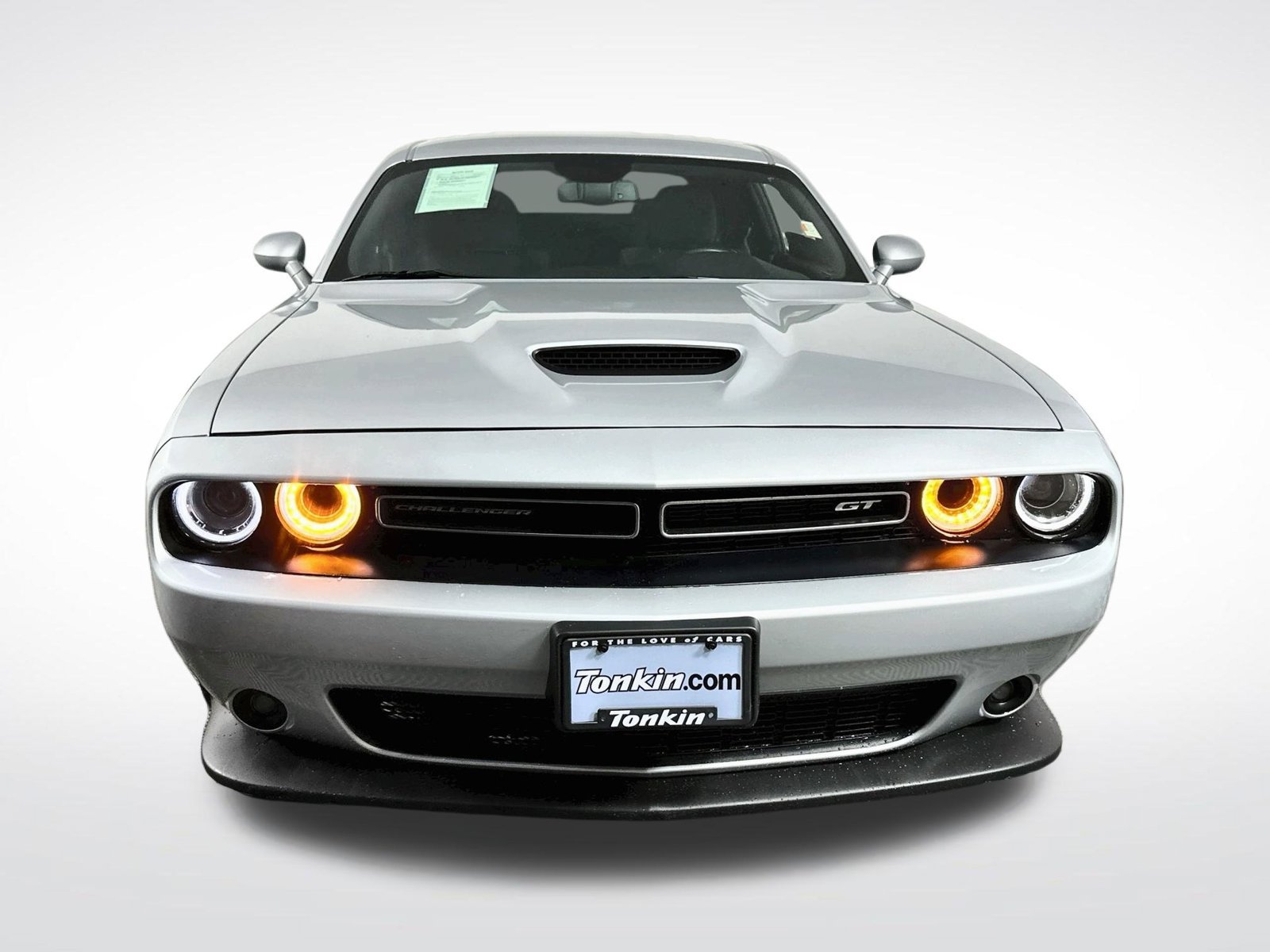 Used 2022 Dodge Challenger GT RWD image 2