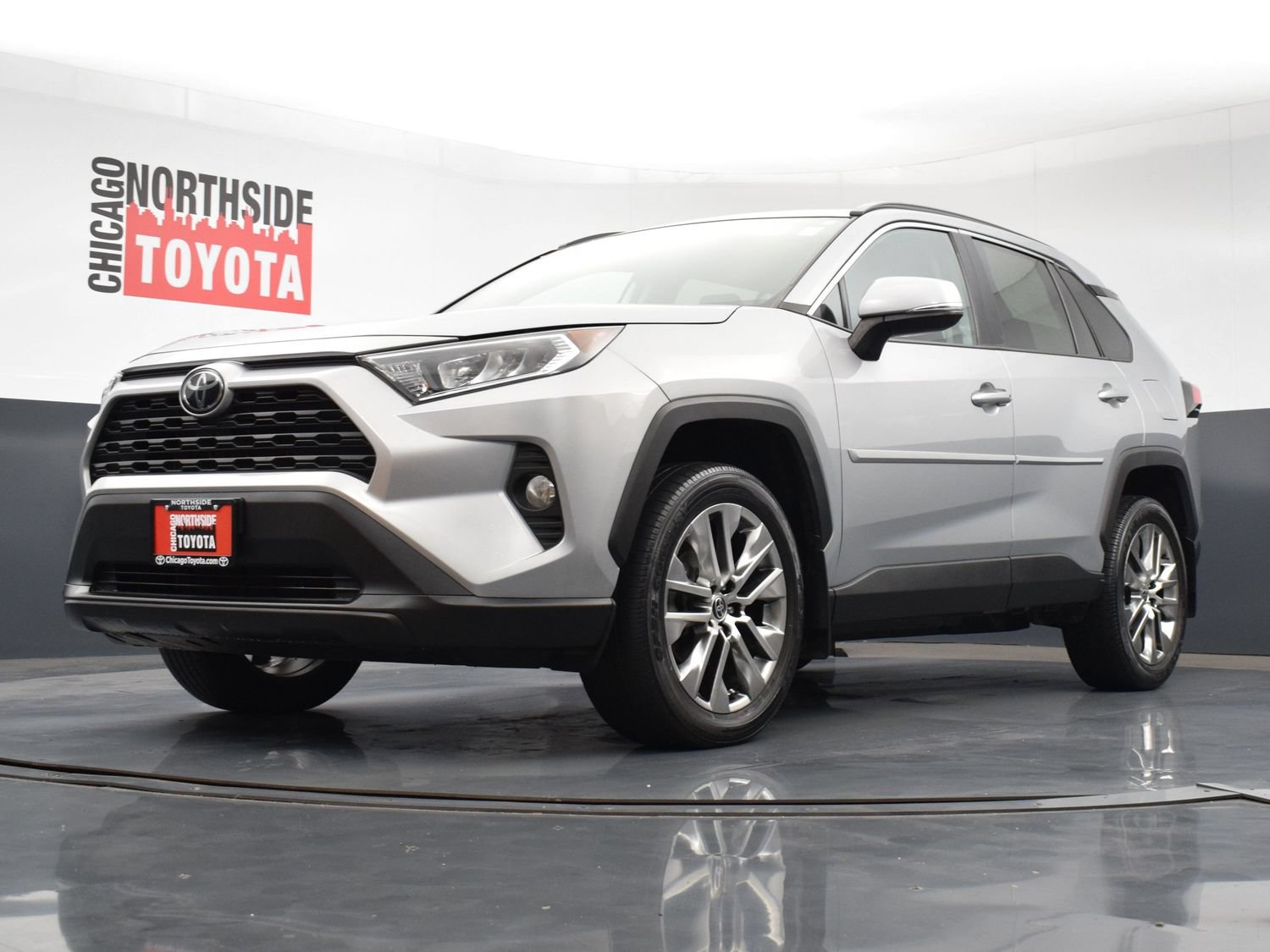 Used 2021 Toyota RAV4 XLE Premium AWD/4WD image 35