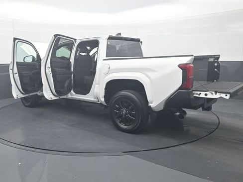 Used 2024 Toyota Tacoma SR image 39