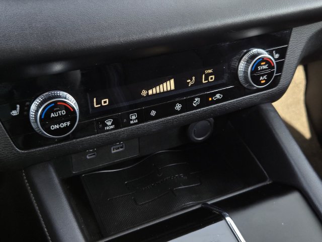 Used 2023 Mitsubishi Outlander SE FWD image 22