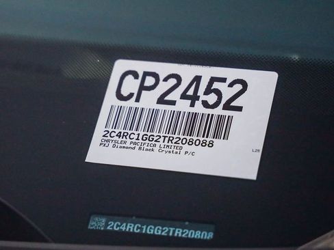 New 2026 Chrysler Pacifica Limited w/ S Appearance Package image 30