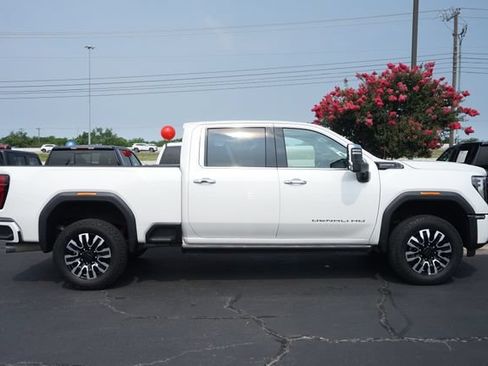 Used 2025 GMC Sierra 2500 Denali Ultimate AWD/4WD image 5
