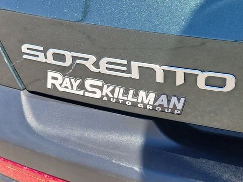 Used 2023 Kia Sorento X-Line EX image 10