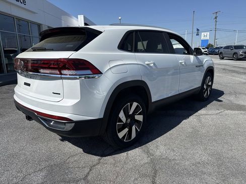 New 2026 Volkswagen Atlas Cross Sport SE AWD/4WD image 4