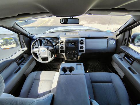 Used 2013 Ford F150 XLT w/ Luxury Equipment Group AWD/4WD image 2
