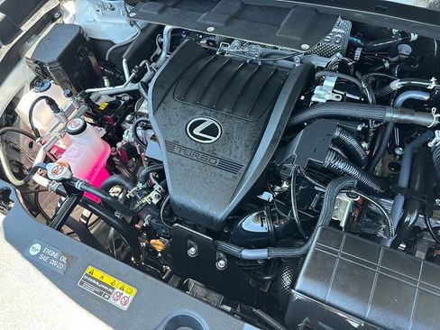 Used 2026 Lexus TX 500h AWD w/ Technology Package image 36