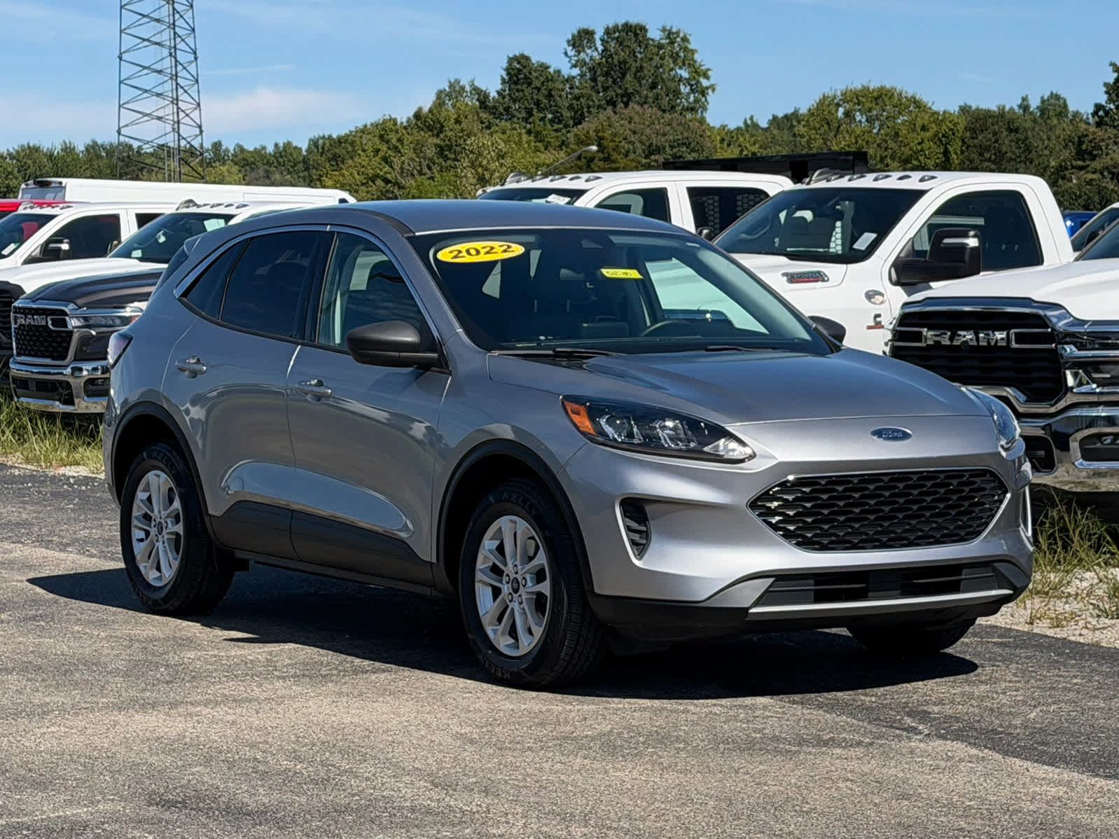 Used 2022 Ford Escape SE AWD/4WD image 1