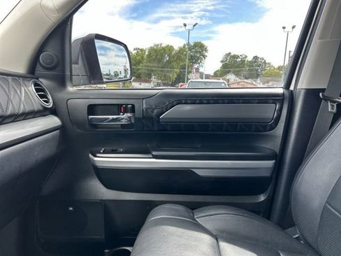 Used 2017 Toyota Tundra Platinum AWD/4WD image 42