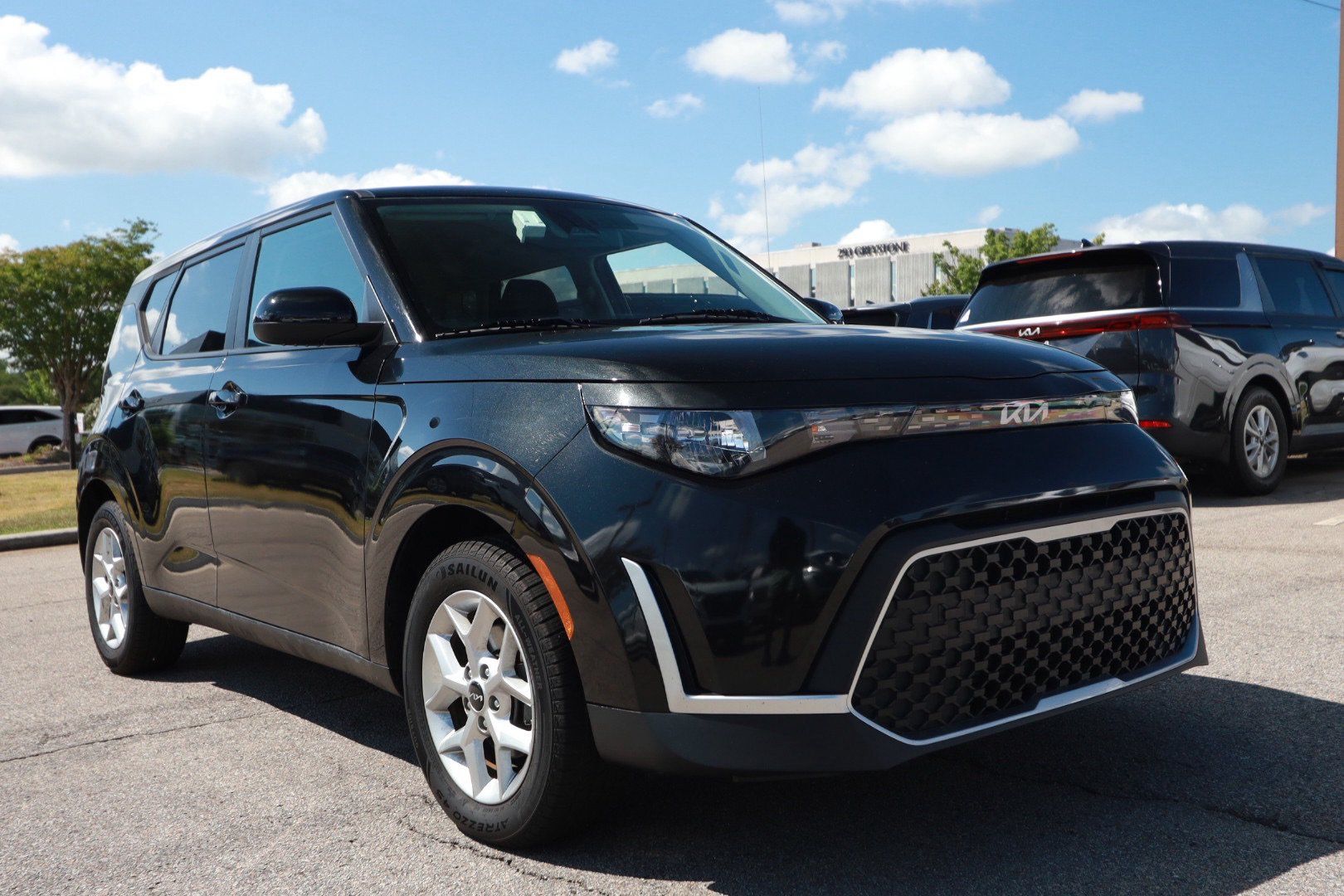 Used 2024 Kia Soul LX w/ Option Group 015 FWD image 7