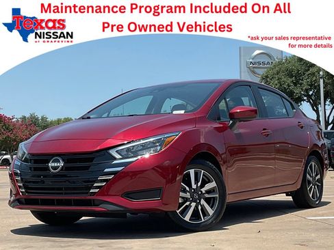 Used 2025 Nissan Versa SV FWD image 1