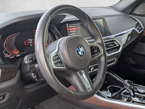 Used 2019 BMW X5 xDrive50i w/ M Sport Package image 10