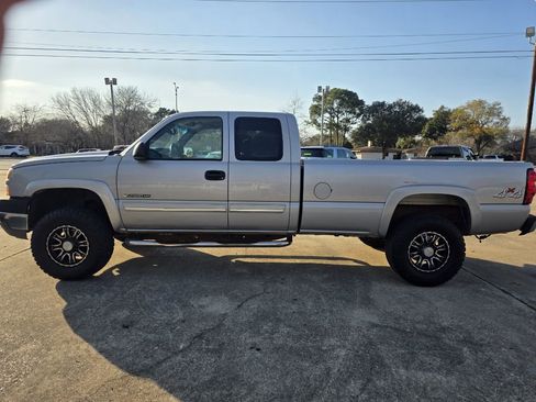 Used 2005 Chevrolet Silverado 2500 LS image 6