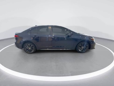 Used 2023 Toyota Corolla XSE image 9